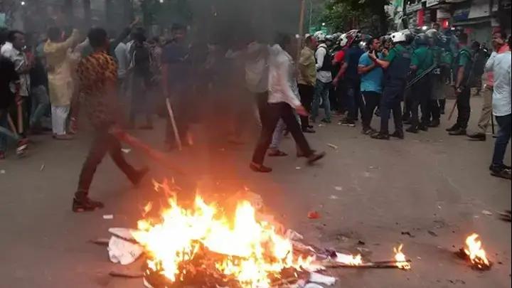 নৌকার প্রার্থীর কার্যালয়ে হামলা, জবাবে বিএনপি অফিস ভাংচুর নৌকার_প্রার্থীর_কার্যালয়ে_হামলা_জবাবে_বিএনপি_অফিস_ভাংচুর